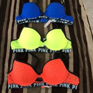 Pink Bra’s